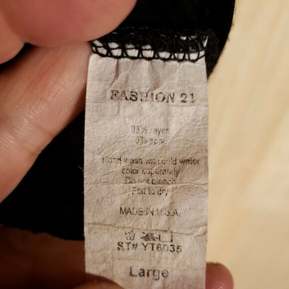 Fashion 21 Womens Black High Low Paris Top Large - Picture 6 of 6